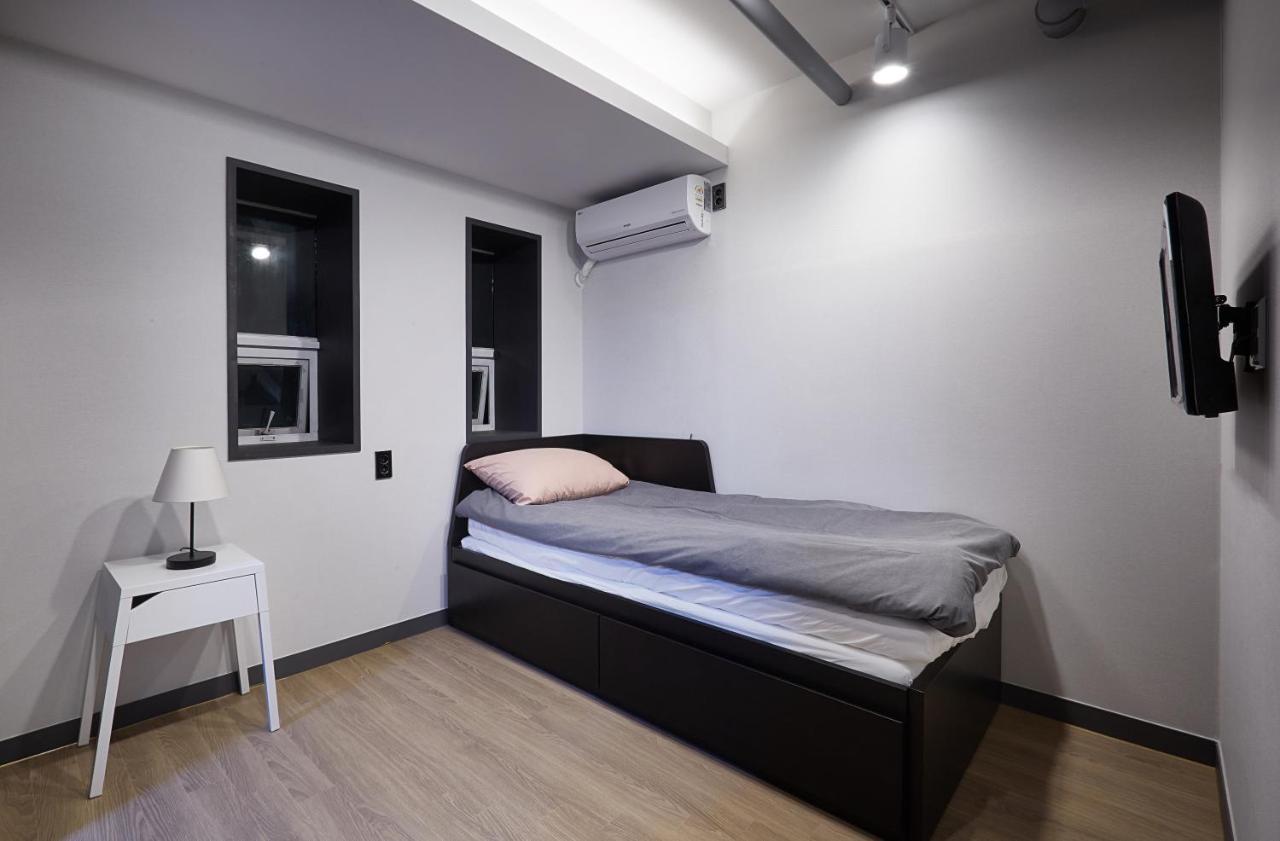 Goldstay Seoul Exterior photo