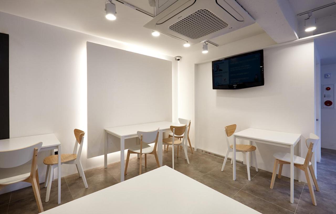 Goldstay Seoul Exterior photo